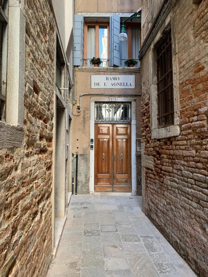 Regina - Romantic Studio Near Rialto Venice Exterior photo